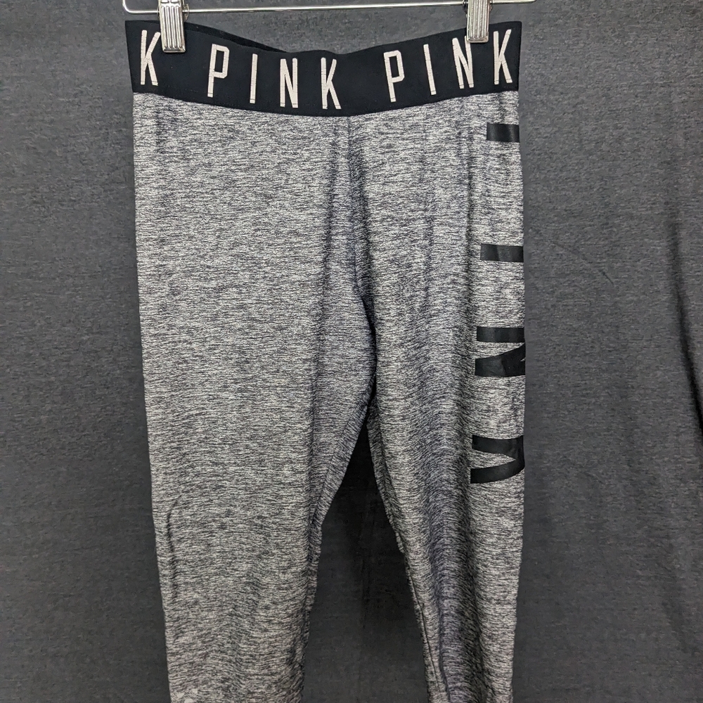 Women's small Pink crop leggings stain on right hip (it may come out)